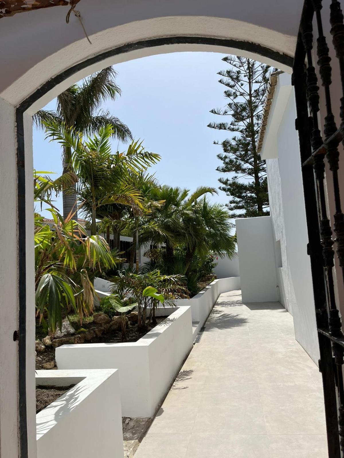Bed & Breakfast In Villa Eden Palm Benalmádena Esterno foto